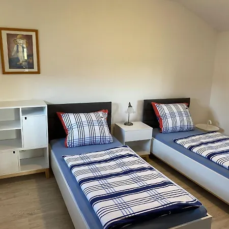 Schoenes In Dargun Mit Pool Holiday home